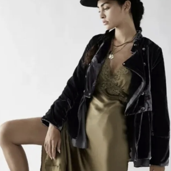 Free People Faye Velvet Jacket Women's Size Extra Small Ebony Military - Picture 2 of 16